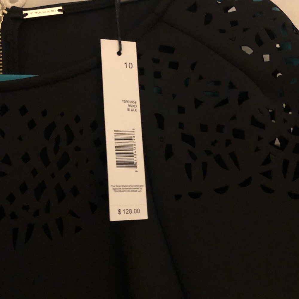 Tahari Laser Cut Shift Dress - Picture 5 of 7